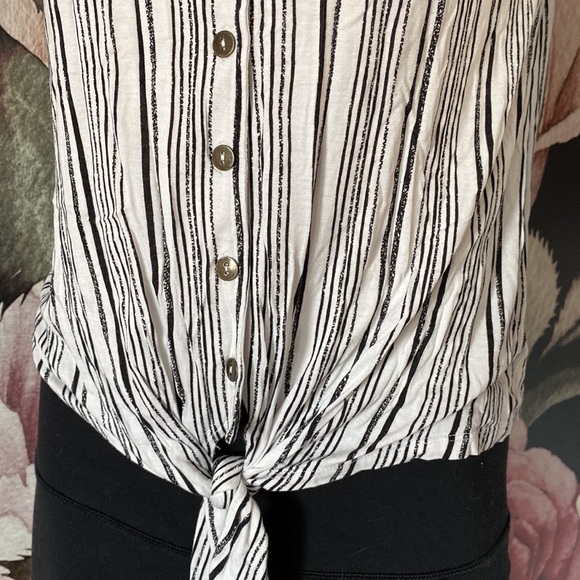 Kismet Striped Top - Picture 3 of 3